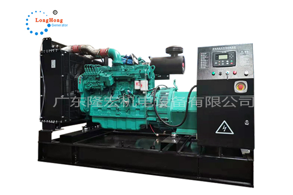 250KW(312.5KVA)東風(fēng)康明斯發(fā)電機組-6LTAA9.5-G1 配上?；ヌ┌l(fā)電機